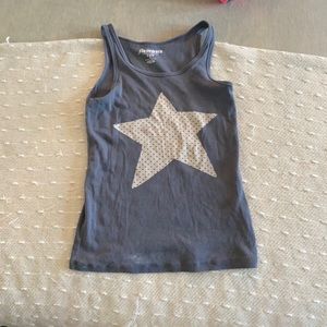 Old Navy Grey Tank with cream star. Girls size Medium/8.